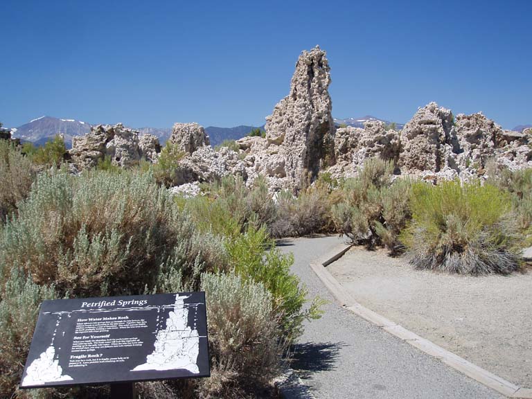 Tufa